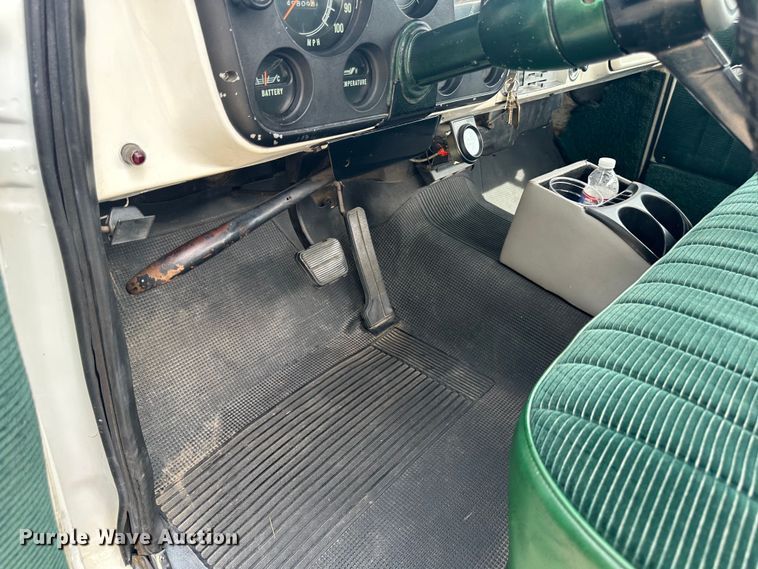 image for item JD9031 1968 GMC C20  pickup truck