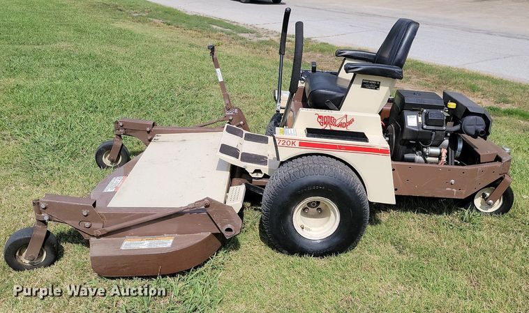 image for item JE9527 Grasshopper 720K  ZTR lawn mower