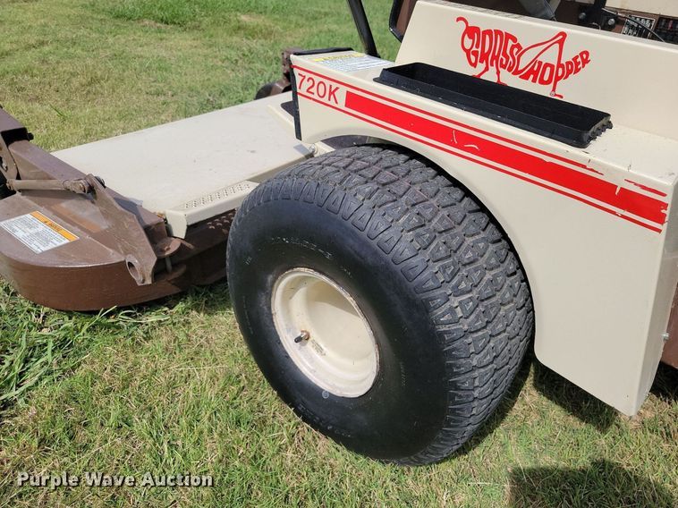 image for item JE9527 Grasshopper 720K  ZTR lawn mower