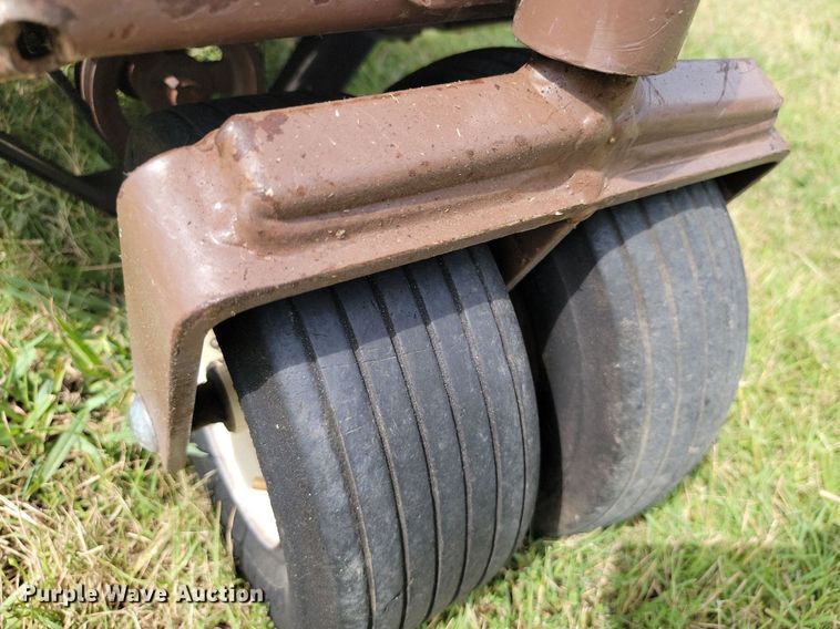 image for item JE9527 Grasshopper 720K  ZTR lawn mower