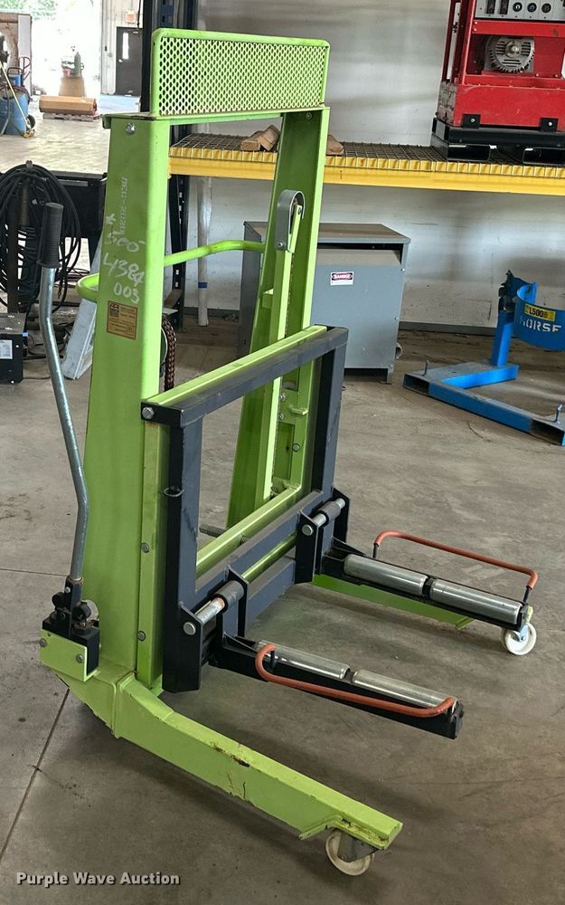 image for item JW9972 2010 ARI Hetra  AH-20330 high lift wheel dolly