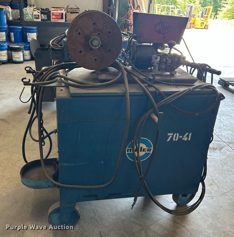 image for item JW9975 (3) welders