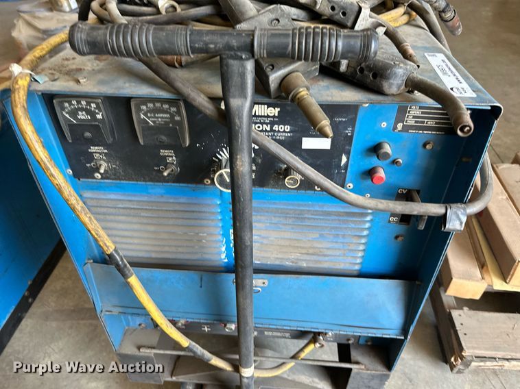 image for item JW9975 (3) welders