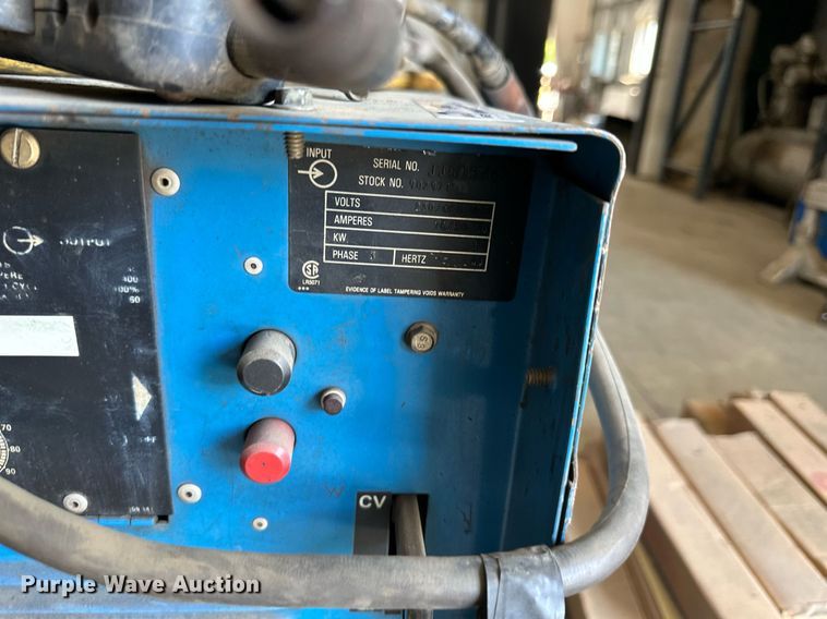 image for item JW9975 (3) welders