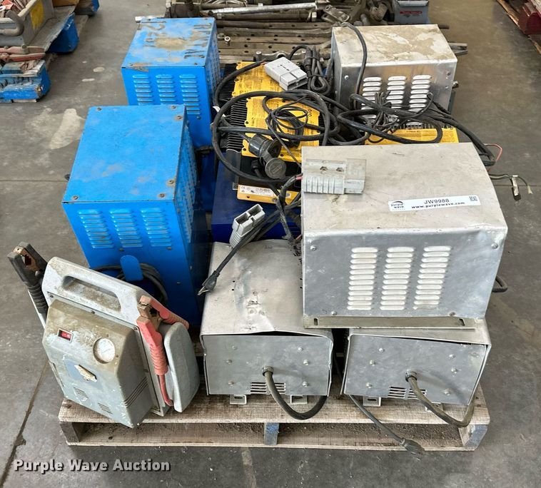 image for item JW9988 (7) forklift chargers