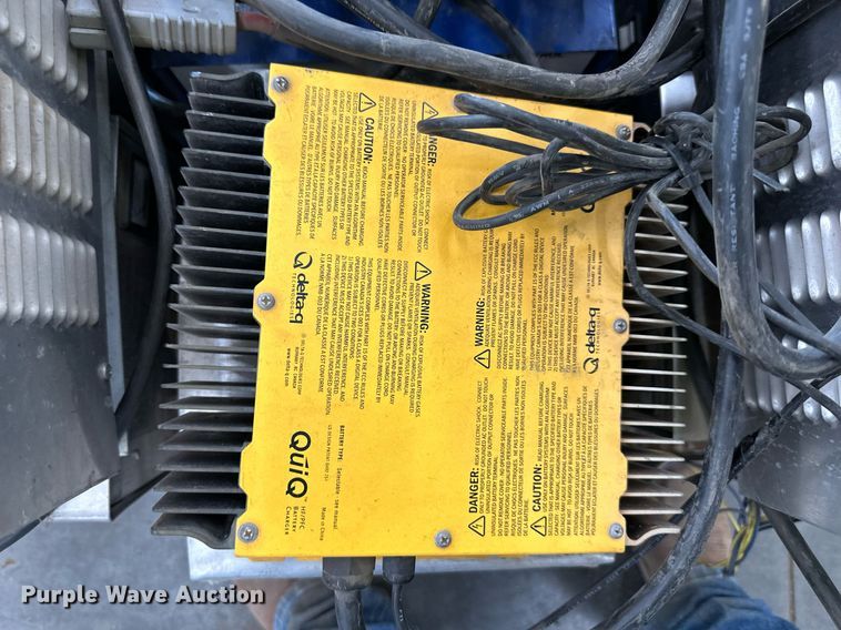 image for item JW9988 (7) forklift chargers