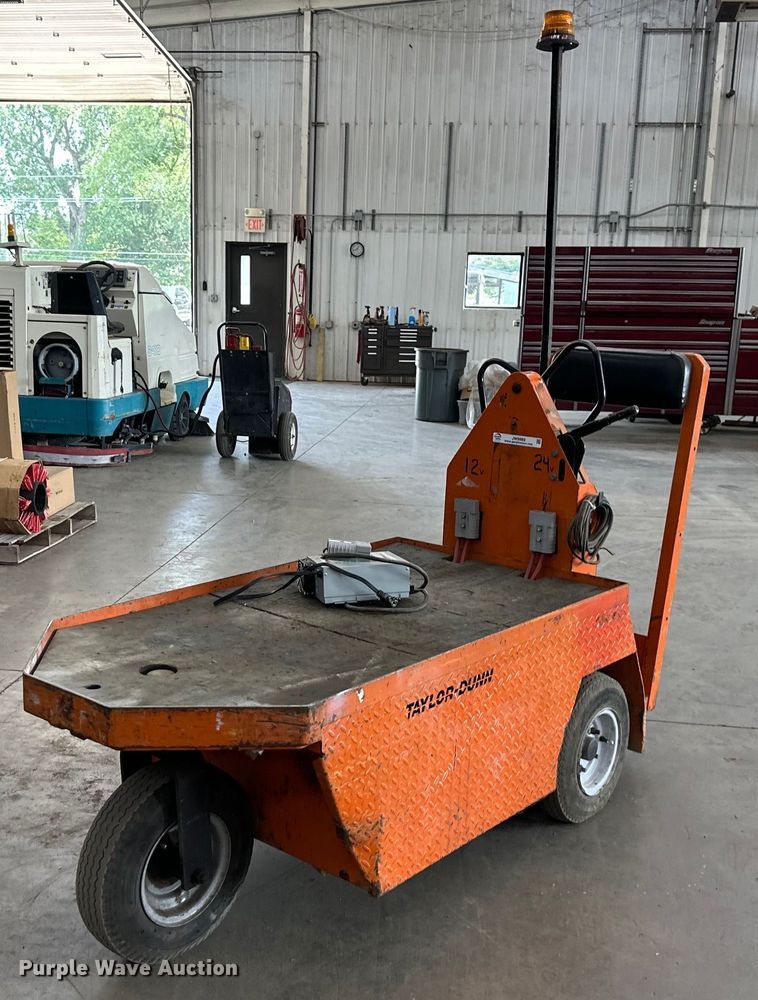 image for item JW9989 Taylor Dunn SC1-00 utility cart