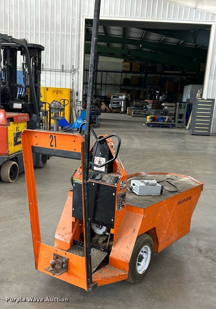 image for item JW9989 Taylor Dunn SC1-00 utility cart