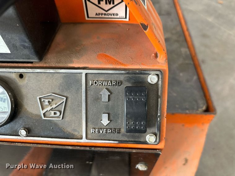 image for item JW9989 Taylor Dunn SC1-00 utility cart