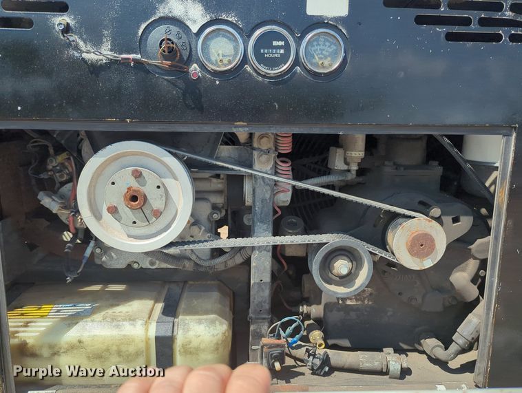 image for item KB9405 2012 Dodge  Ram 4500HD flatbed truck