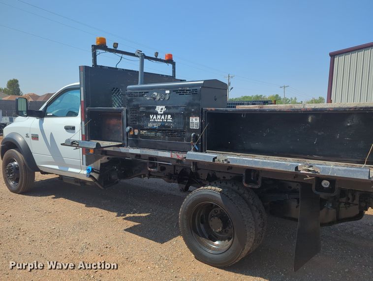 image for item KB9405 2012 Dodge  Ram 4500HD flatbed truck