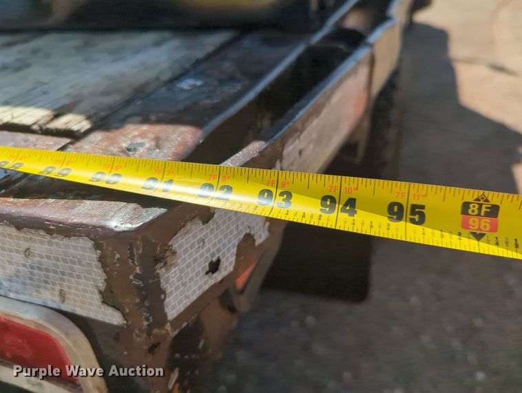 image for item KB9405 2012 Dodge  Ram 4500HD flatbed truck