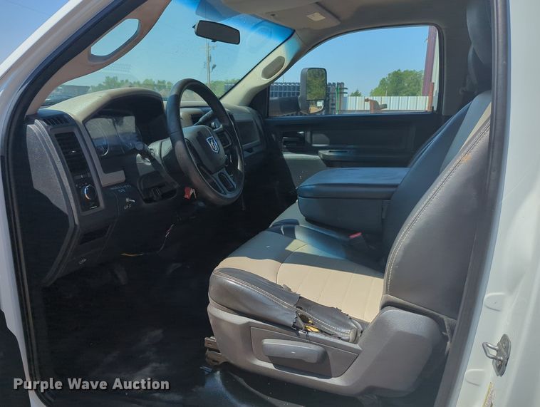 image for item KB9405 2012 Dodge  Ram 4500HD flatbed truck