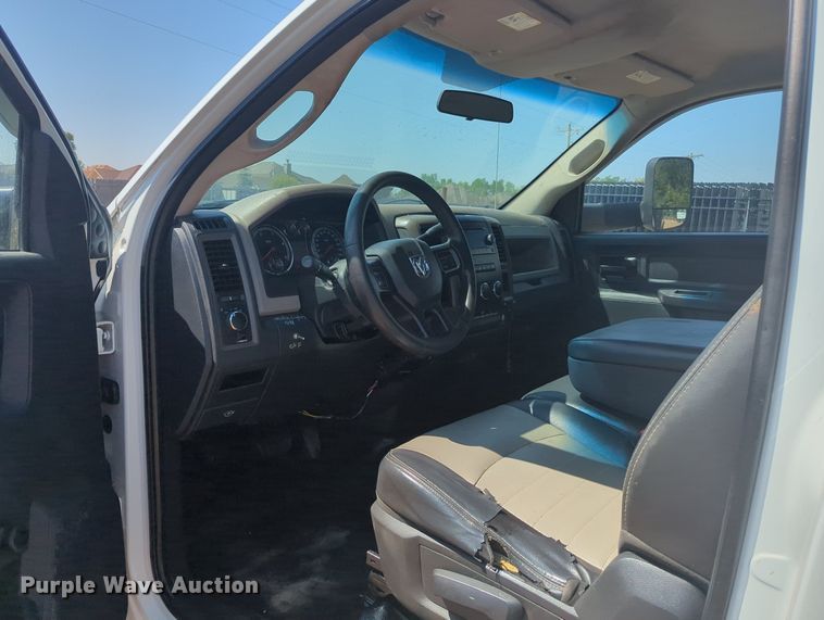 image for item KB9405 2012 Dodge  Ram 4500HD flatbed truck