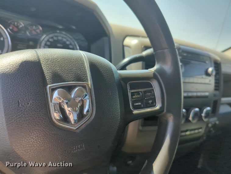 image for item KB9405 2012 Dodge  Ram 4500HD flatbed truck