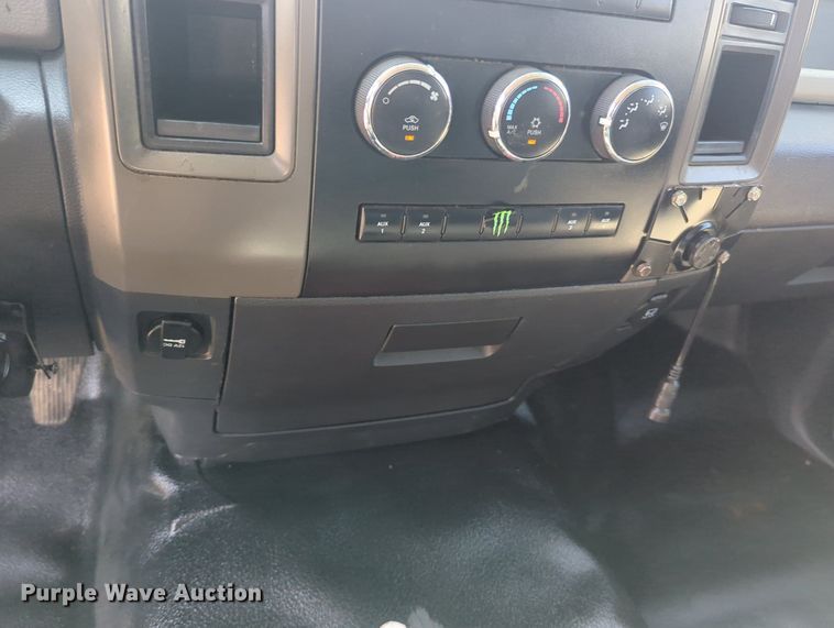 image for item KB9405 2012 Dodge  Ram 4500HD flatbed truck