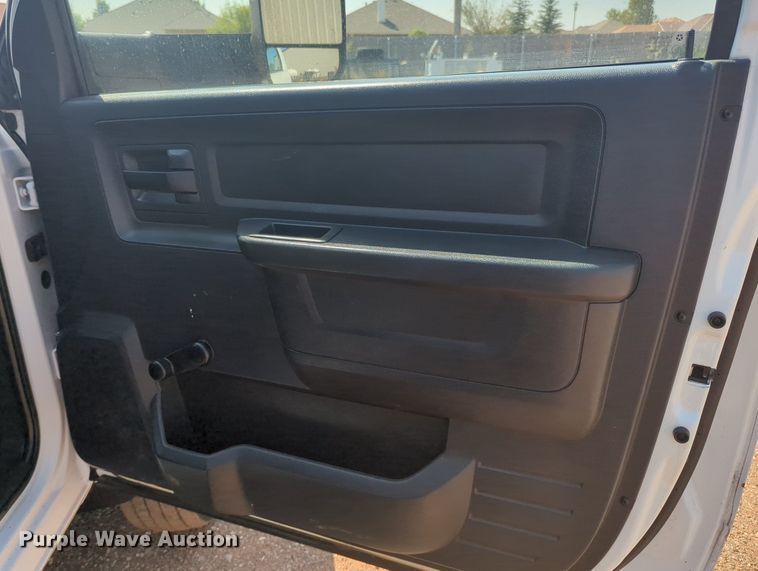 image for item KB9405 2012 Dodge  Ram 4500HD flatbed truck