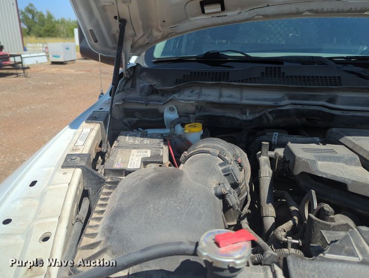 image for item KB9405 2012 Dodge  Ram 4500HD flatbed truck