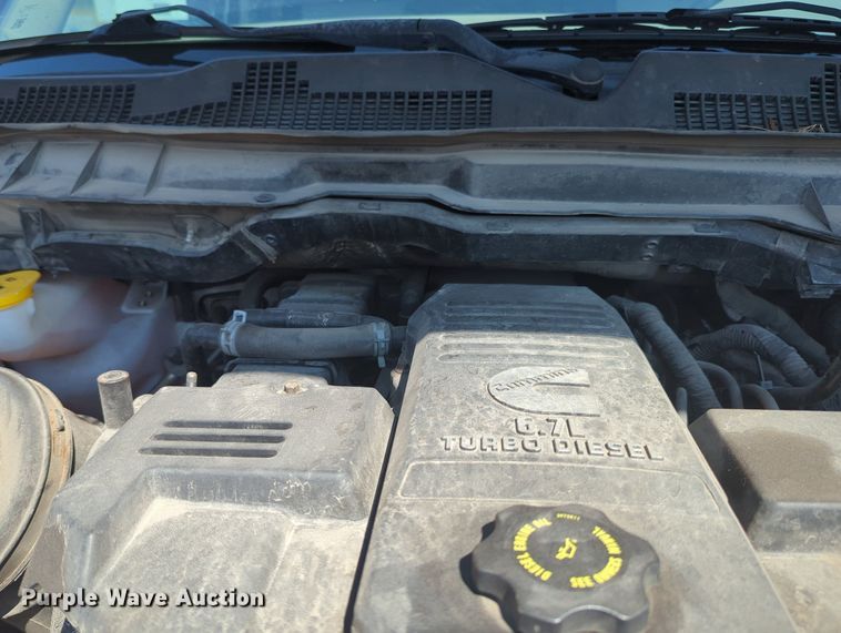 image for item KB9405 2012 Dodge  Ram 4500HD flatbed truck