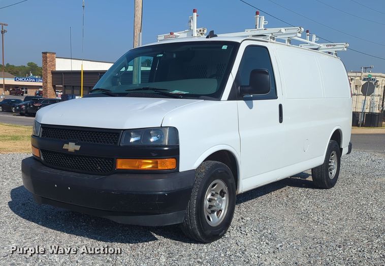 image for item KB9409 2018 Chevrolet Express G2500  van