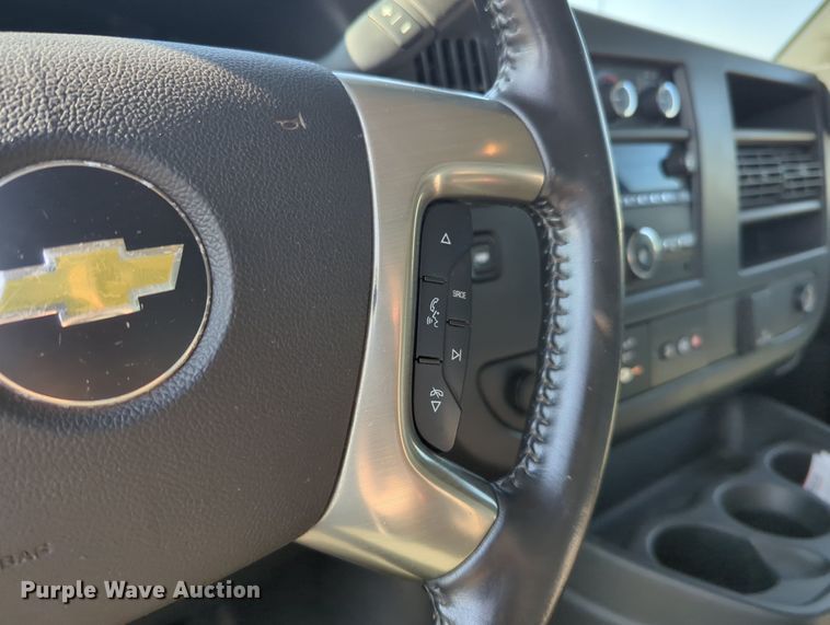 image for item KB9409 2018 Chevrolet Express G2500  van