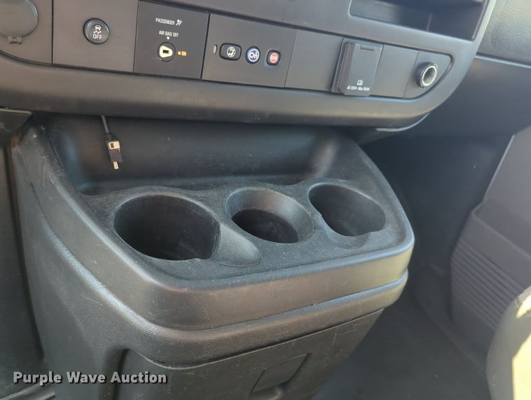 image for item KB9409 2018 Chevrolet Express G2500  van