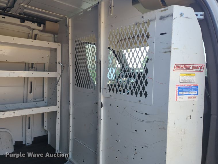 image for item KB9409 2018 Chevrolet Express G2500  van