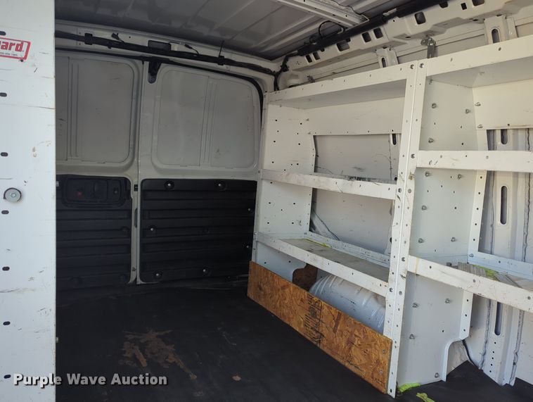 image for item KB9409 2018 Chevrolet Express G2500  van