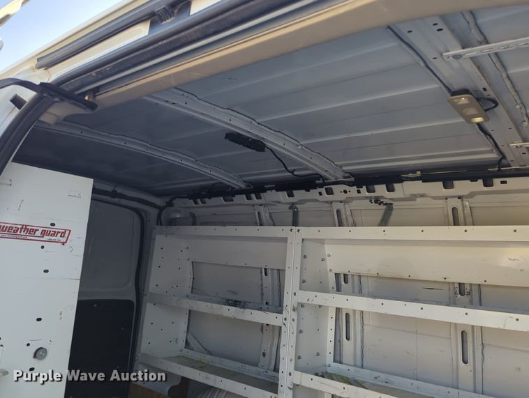 image for item KB9409 2018 Chevrolet Express G2500  van