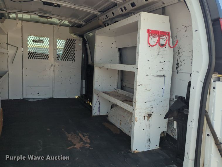 image for item KB9409 2018 Chevrolet Express G2500  van