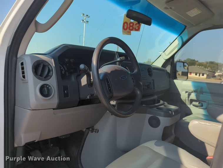 image for item KB9411 2012 Ford E250  van