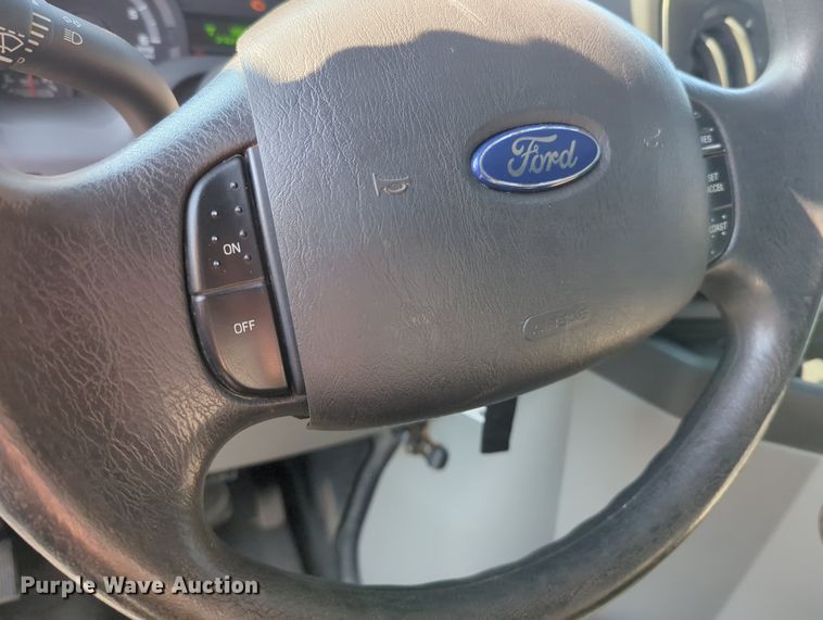 image for item KB9411 2012 Ford E250  van