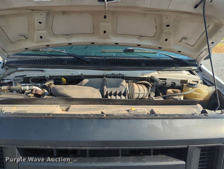 image for item KB9411 2012 Ford E250  van