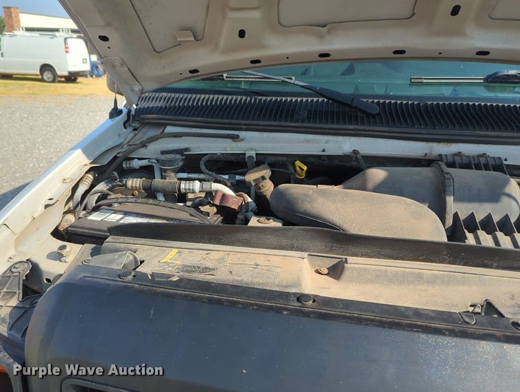 image for item KB9411 2012 Ford E250  van