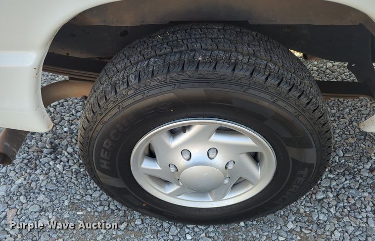 image for item KB9411 2012 Ford E250  van