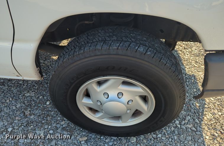 image for item KB9411 2012 Ford E250  van