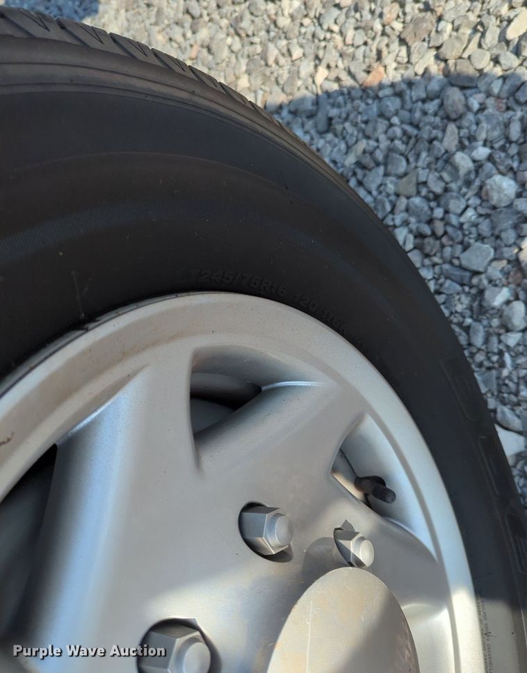 image for item KB9411 2012 Ford E250  van