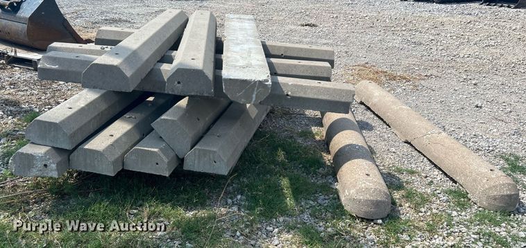 image for item KH9463 (13) parking blocks