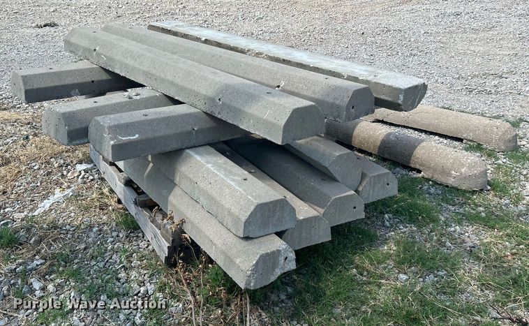 image for item KH9463 (13) parking blocks