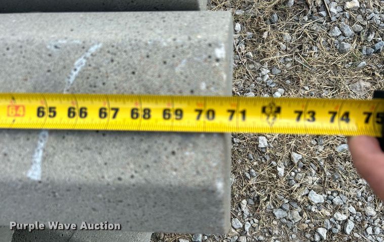 image for item KH9463 (13) parking blocks