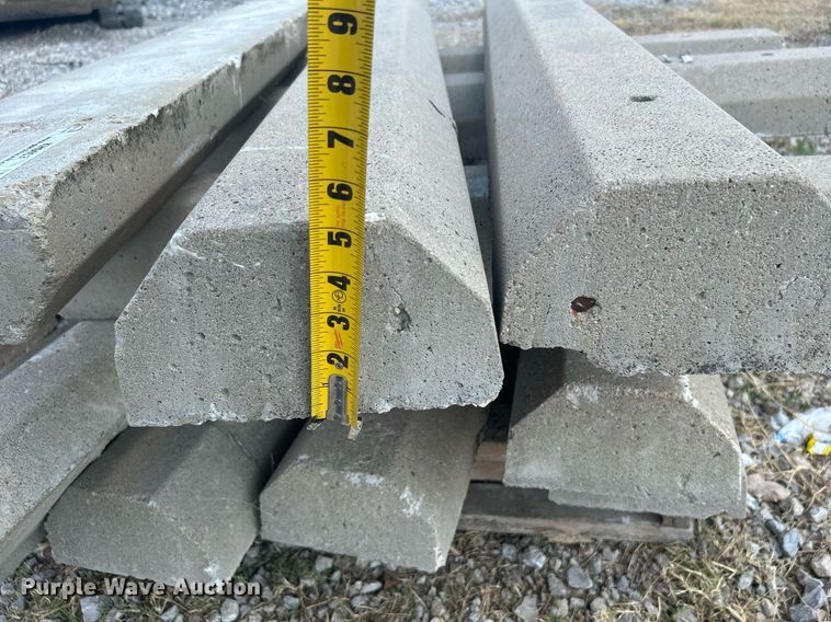 image for item KH9463 (13) parking blocks