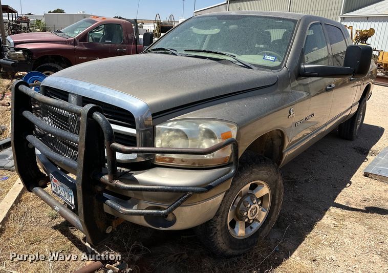 image for item KM9804 2006 Dodge Ram 2500  Mega Cab pickup truck