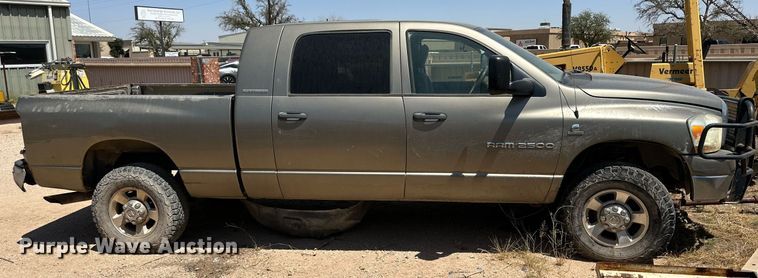 image for item KM9804 2006 Dodge Ram 2500  Mega Cab pickup truck