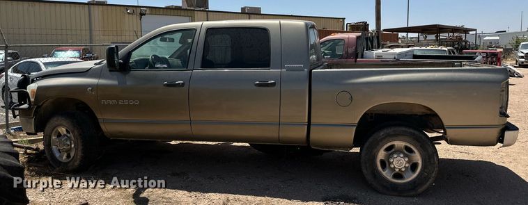 image for item KM9804 2006 Dodge Ram 2500  Mega Cab pickup truck