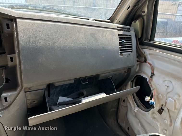 image for item KM9804 2006 Dodge Ram 2500  Mega Cab pickup truck