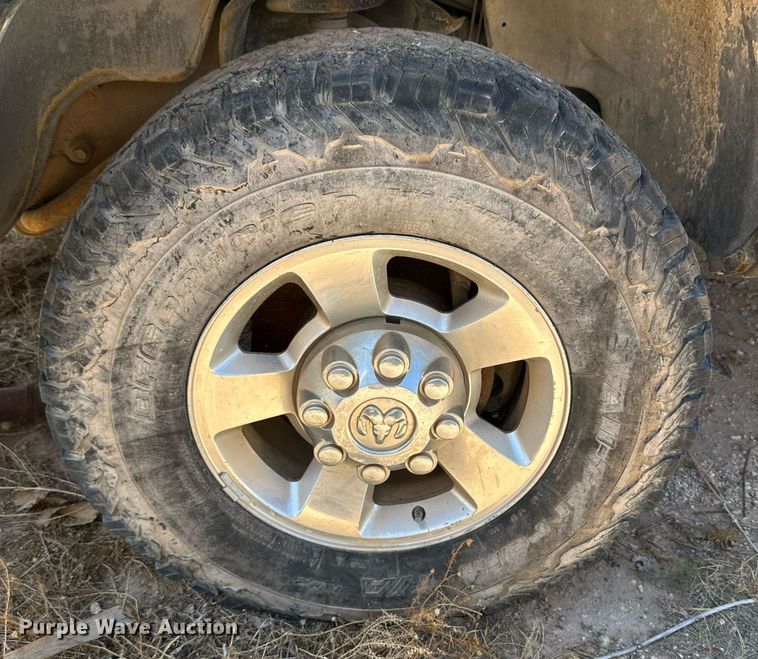 image for item KM9804 2006 Dodge Ram 2500  Mega Cab pickup truck