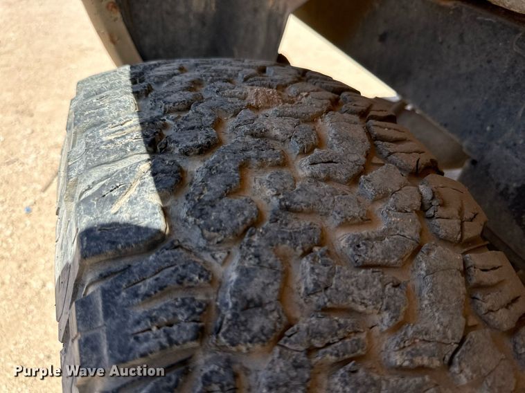 image for item KM9804 2006 Dodge Ram 2500  Mega Cab pickup truck