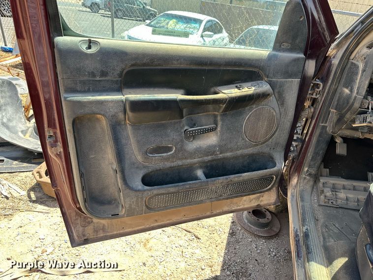 image for item KM9805 2003 Dodge Ram 2500  pickup truck