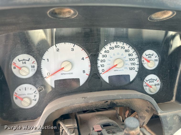 image for item KM9805 2003 Dodge Ram 2500  pickup truck