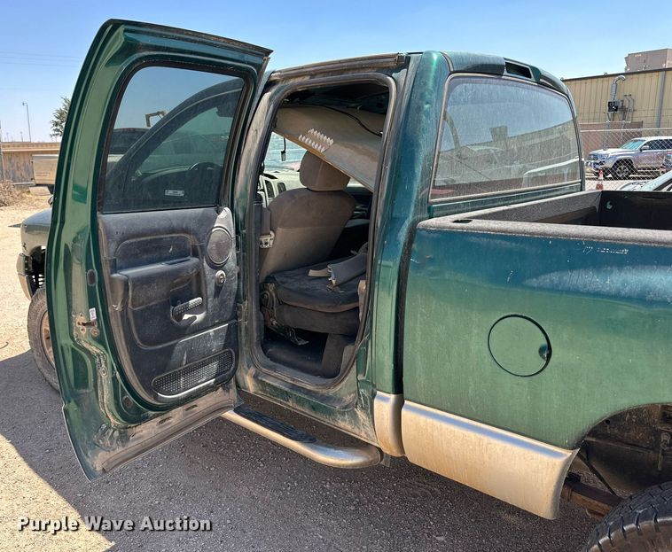 image for item KM9806 2003 Dodge Ram 2500  Quad Cab pickup truck